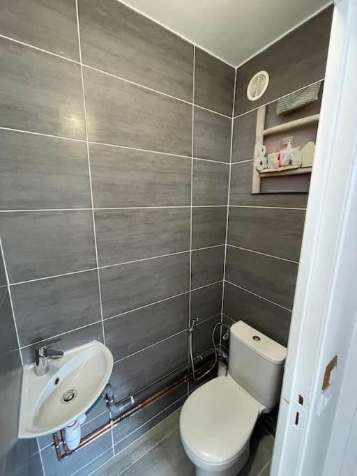 Home Disneyland Paris Avec Parking Wifi Lagny-sur-Marne Ngoại thất bức ảnh